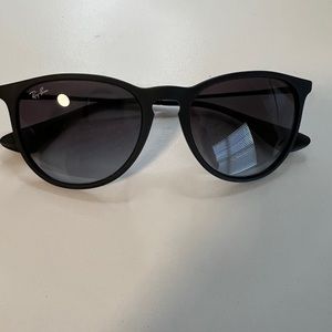 Rayban Erika Classic Sunglasses
